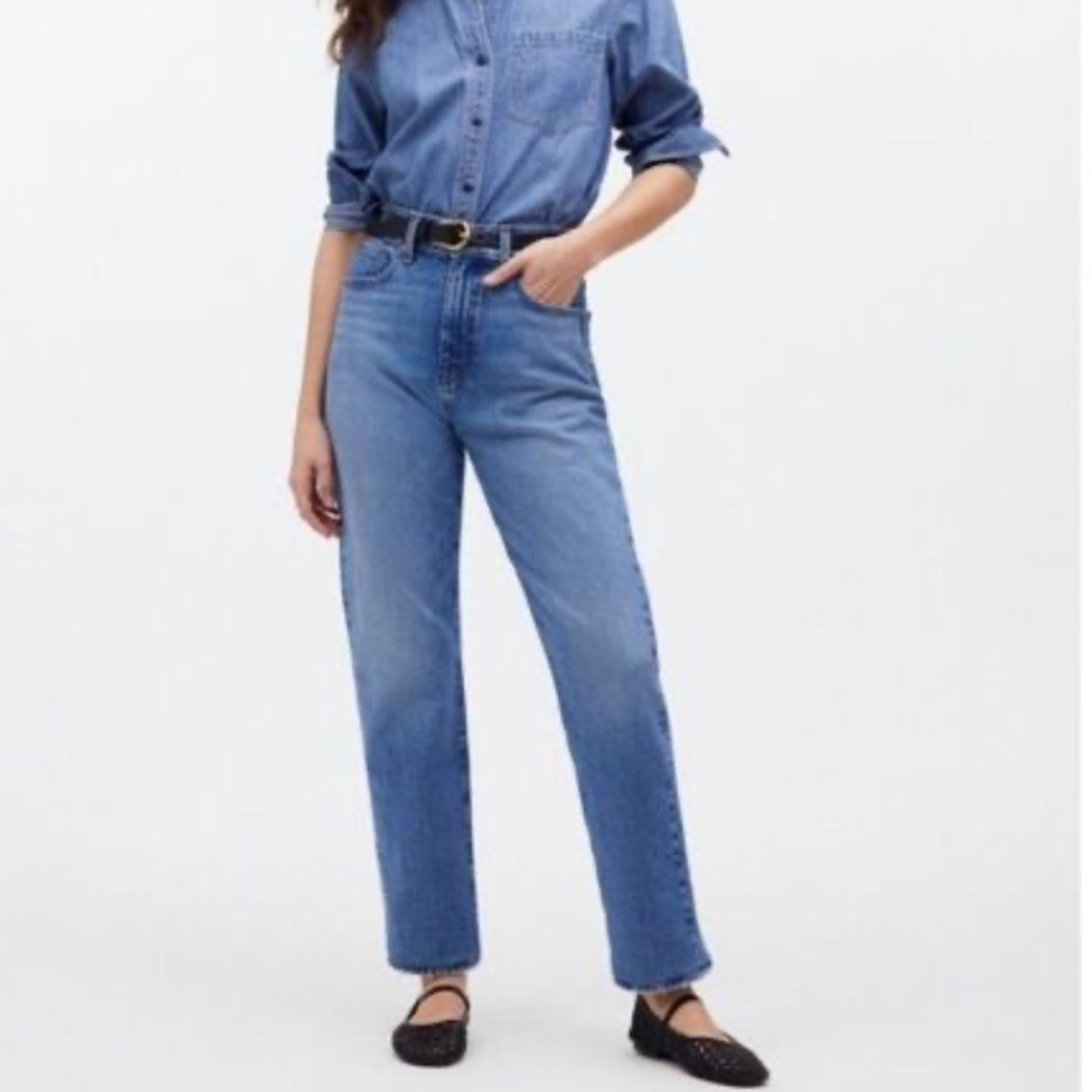 The '90s Straight Crop Jean in Hazeldell Wash